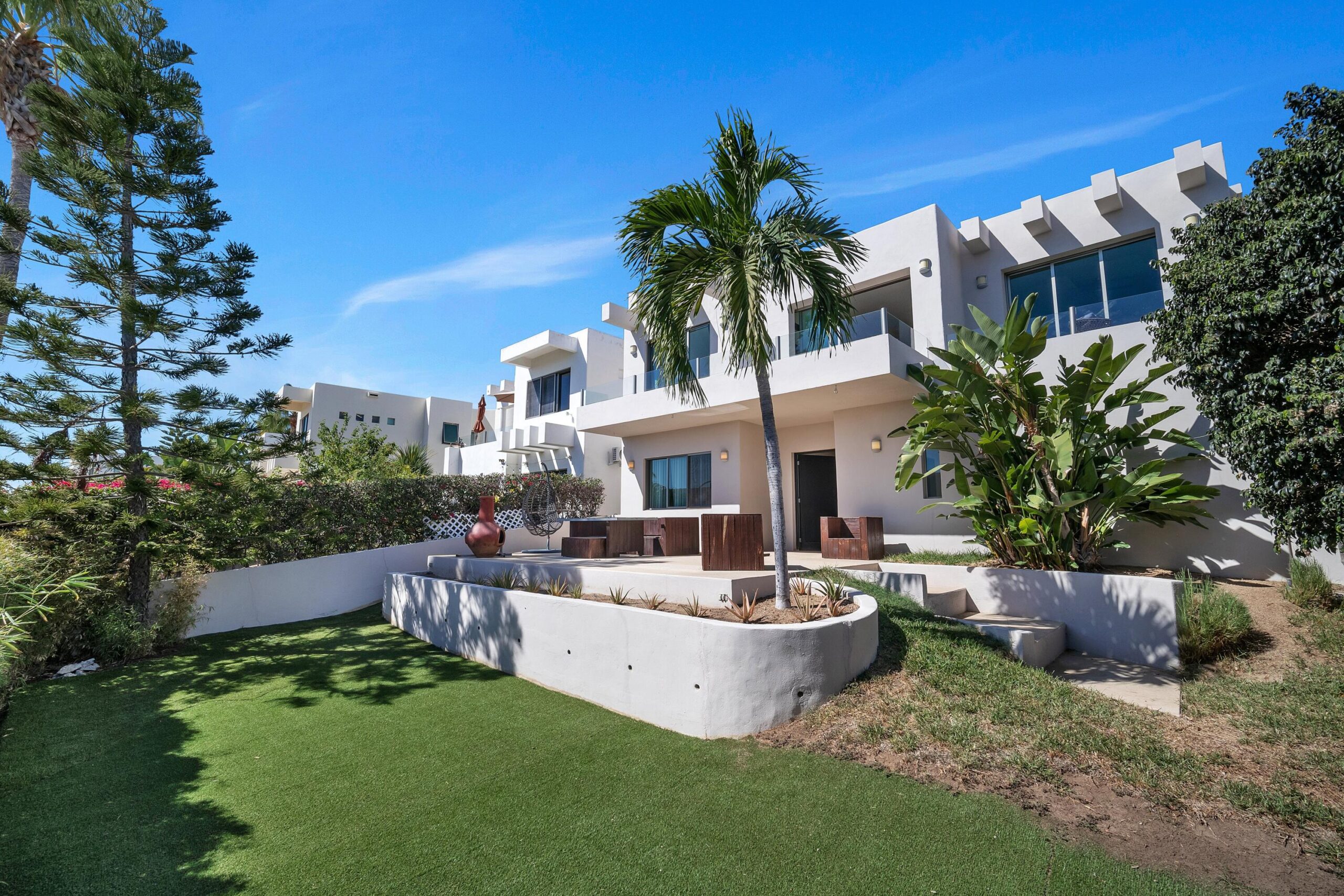 Los Cabos Cumbre Del Tezal Move-in ready and fully furnished. 2,045 sq ft of construction on a 2,551 sq ft lot with 3-car parking. Luxury finishes include marble flooring, wood kitchen with granite countertops, built-in wooden closets in all bedrooms, and vanities with tempered glass shower doors in all 3.5 baths. Fully equipped with 5 Gree inverter mini-split A/C units (3 ร 1-ton, 2 ร 2-ton), LG 22' French Door refrigerator, Whirlpool gas stove, and 1.7 cu ft microwave hood. Additional features: rooftop with bar, grill & sink, private terrace, storage, WiFi smart lock, private 5,000-liter cistern, and termite prevention system. ommunity: pool, gym, sports courts, kids' area, 3 clubhouses & 24/7 gated security for sale