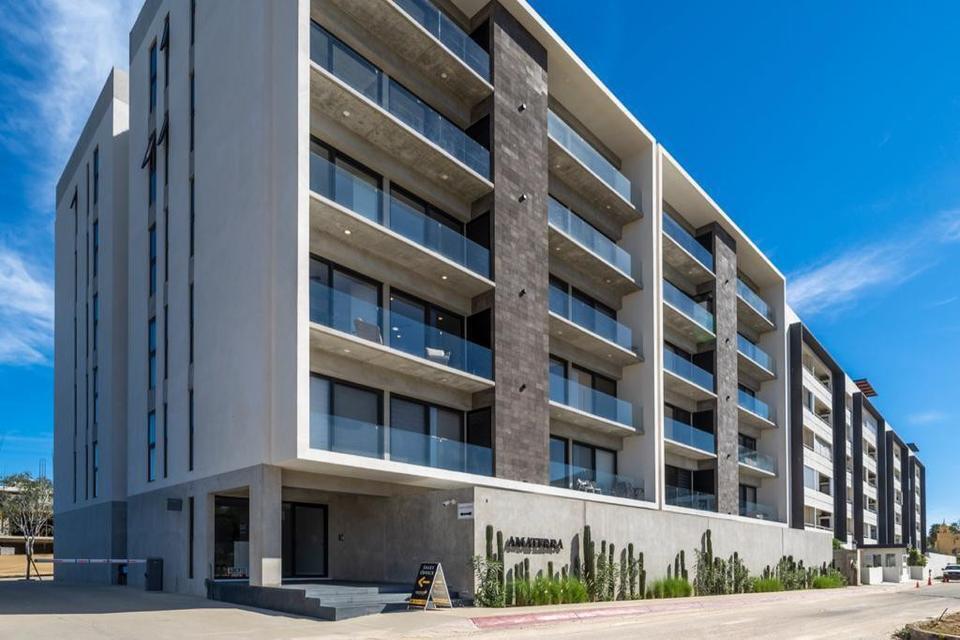 Los Cabos Cabo Del Mar Ecopark Fantastic investment opportunity in Cabo del Mar! Beautifully furnished condo featuring two spacious bedrooms and a generous TV/living room area, perfect for relaxing getaways or vacation rentals. Enjoy stunning – Av. Paseo Del Sol, Cabo Corridor, BS
