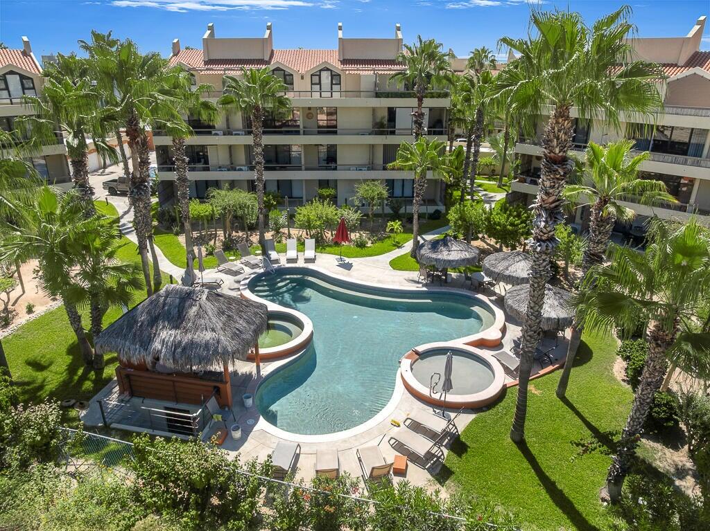 Los Cabos Club La Costa Best Value In Club la Costa - ''Impecable condition'' penthouse with private garage. Fully equipt two storey home with fresh paint, – Biggest PH Cuatrovientos, Cabo Corridor, Cabo Corridor, BS