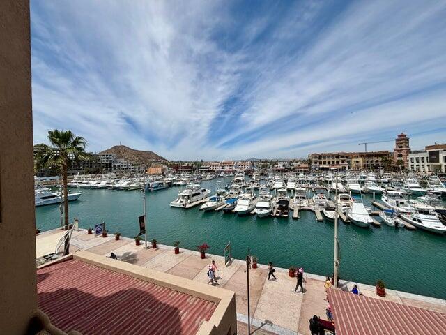 Los Cabos Las Arenas Welcome to your own private tropical retreat!This beautifully furnished **ground-floor 2-bedroom condo** is completely turnkey and comes with everything you see in the – Vela Tower 102, Cabo Corridor, Cabo Corridor, BS